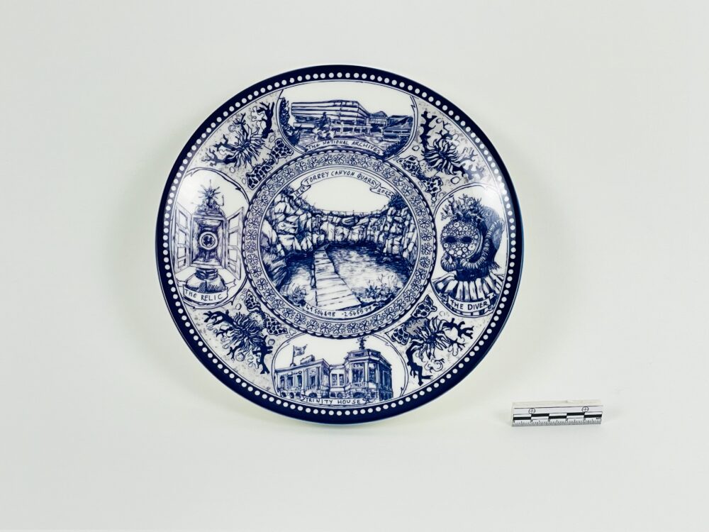 Commemorativeplate1 lower res